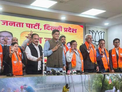 Delhi Assembly Election 2025 Aam admi party's 8 MLA join BJP, had resigned yesterday alleging corruption | आपच्या 'त्या' 8 आमदारांचा भाजपत प्रवेश, भ्रष्टाचाराचा आरोप करत कालच दिला होता राजीनामा Delhi Assembly Election 2025 Aam admi party's 8 MLA join BJP, had resigned yesterday alleging corruption | आपच्या 'त्या' 8 आमदारांचा भाजपत प्रवेश, भ्रष्टाचाराचा आरोप करत कालच दिला होता राजीनामा