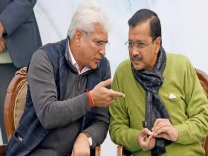 Another leader of Chief Minister Kejriwal will be in trouble; ED sent summons and called for inquiry | मुख्यमंत्री केजरीवाल यांचा आणखी एक नेता अडचणीत; ईडीने समन्स पाठवून चौकशीसाठी बोलावले