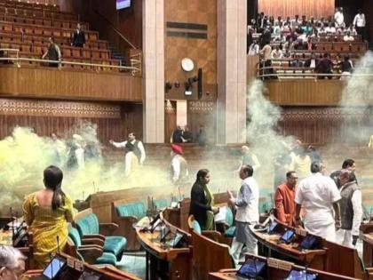 accused who infiltrated the Parliament have accused the Delhi Police | 'पोलिस राजकीय पक्षांची नावे घेण्यासाठी दबाव ...', संसदेत घुसखोरी करणाऱ्या आरोपींनी केले आरोप