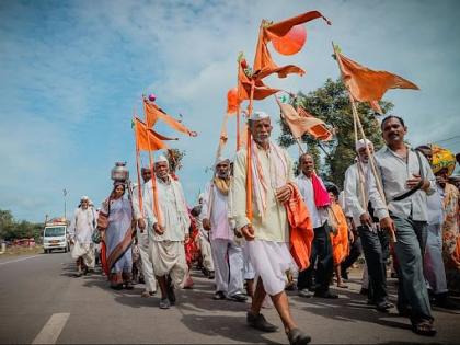 Warakari now with one click | वारकरी संप्रदाय आता एका क्लिकवर Warakari now with one click | वारकरी संप्रदाय आता एका क्लिकवर