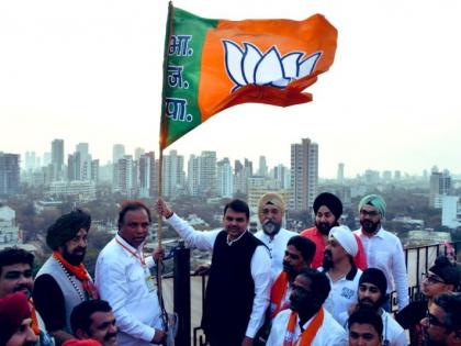 'The election of 2019 is not for BJp but for India', the Chief Minister devendra fadanvis says in mumbai | '2019 ची निवडणूक भाजपासाठी नसून भारतासाठी', मुख्यमंत्र्यांनी रणशिंग फुंकले