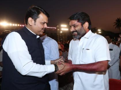 Devendra Fadnavis Satej Patil face to face after Kolhapur North by election results | कोल्हापूर 'उत्तर'च्या पोटनिवडणूक निकालानंतर 'देवेंद्र फडणवीस-सतेज पाटील' समोरासमोर