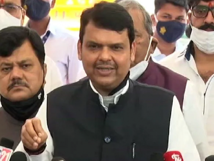 'Maharashtra vikas aghadi government does not trust its own MLAs', says Devendra Fadnavis | 'स्वतःच्या आमदारांवर विश्वास नसणारे सरकार महाराष्ट्राच्या इतिहासात कधी पाहिले नाही'