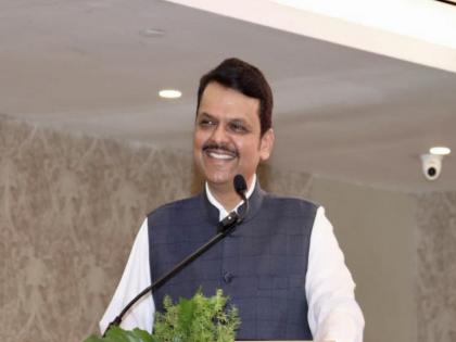 If money comes into the hands of men what they will do is not sure Devendra Fadnavis | पुरुषांच्या हाती पैसा आला, तर ते काय करतील भरवसा नाही - देवेंद्र फडणवीस