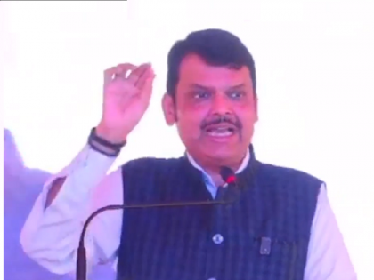 Maharashtra Lok Sabha Election 2024 Result: I am not a running person, I am a fighter, Devendra Fadnavis' statement | मी पळणारी व्यक्ती नव्हे, लढणारा आहे, देवेंद्र फडणवीस यांचं विधान