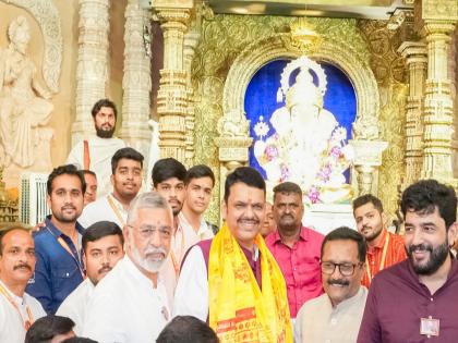 May God grant wisdom to everyone and inspire them to walk on the right path; Chief Minister Devendra Fadnavis prays at the feet of Lord Ganesha | सर्वांना सुबुद्धी, सन्मार्गाने चालण्याची प्रेरणा देवो; मुख्यमंत्री देवेंद्र फडणवीस यांची गणराया चरणी प्रार्थना May God grant wisdom to everyone and inspire them to walk on the right path; Chief Minister Devendra Fadnavis prays at the feet of Lord Ganesha | सर्वांना सुबुद्धी, सन्मार्गाने चालण्याची प्रेरणा देवो; मुख्यमंत्री देवेंद्र फडणवीस यांची गणराया चरणी प्रार्थना