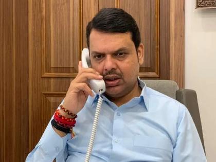 Reconsider the decision of an independent candidate in the Parliament; Devendra Fadnavis' suggestion to Dr. Deepak Sawant | पार्ल्यात अपक्ष उमेदवारीच्या निर्णयाचा पुनर्विचार करा; देवेंद्र फडणवीस यांची डॉ.दीपक सावंत यांना सूचना