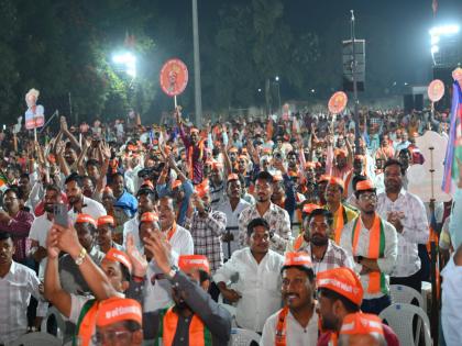 The campaign fleet will cool down today | सोमवारी प्रचाराच्या तोफा थंडावणार, सुट्टीच्या दिवशी उमेदवारांचा जोरदार प्रचार