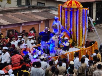 Karthiki Yatra: Sanjeevan Samadhi ceremony today; Wari in the final stages | कार्तिकी यात्रा : आज संजीवन समाधी सोहळा; वारी अंतिम टप्प्यात