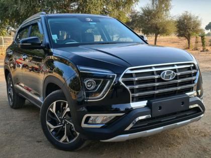 hyundai creta facelift 2022: 2022 Hyundai Creta compact SUV Facelift: Front side photo spied | Hyundai Creta चे नवे फेसलिफ्ट पुढच्या वर्षी; नव्या खतरनाक डिझाईनचे फोटो लीक...