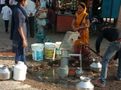 Malpur: Remedies from the Gram Panchayat, the situation of the people worried about the water crisis | मालपूर : ग्रामपंचायतीकडून उपाययोजना, पाणीटंचाईत नागरिकांना दिलासा