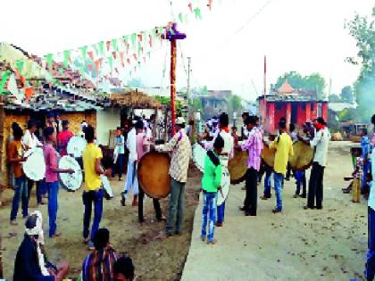  The Shilpa Puja Festival, celebrated in Vidarbha, will be celebrated for two days | विदर्भात रंगला ढाल पूजन उत्सव, दोन दिवस चालणार उत्सव