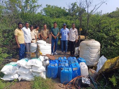 Action on illegal business in Dhalewadi, goods worth eight and a half lakh seized | Pune Crime: धालेवाडीत अवैध धंद्यावर कारवाई, साडेआठ लाखांचा मुद्देमाल जप्त