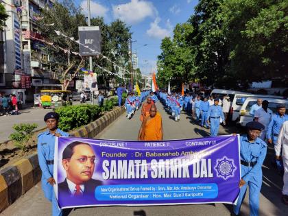 Nagpur: 68th Dhamma Chakra Enforcement Day: Parade of Samata Sainik Dal from Constituent Chowk to Diksha Bhoomi | Nagpur: ६८वा धम्मचक्र प्रवर्तन दिन: संविधान चौक ते दीक्षाभूमीपर्यंत समता सैनिक दलाचे पथसंचालन