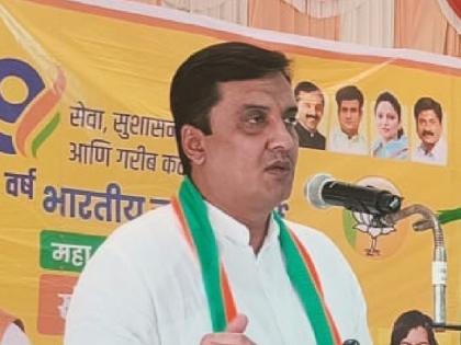 MP Dhananjay Mahadik's claim cautioned leaders of Mahavikas Aghadi, focused on disgruntled members of the party | महाडिकांच्या गुगलीने महाविकास आघाडीचे नेते सावध, पक्षातील नाराजांवर लक्ष 