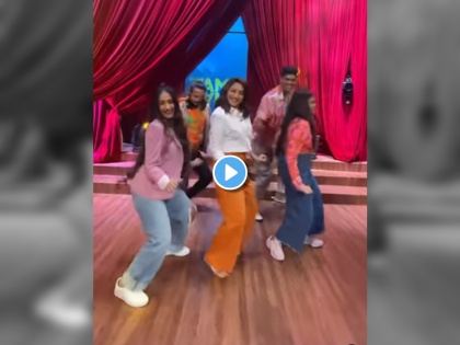Madhuri Dixit dances with Indian cricketer Yuzvendra Chahal hot wife Dhanashree Verma Video goes viral | Madhuri Dixit Dance with Dhanashree Verma: 'धकधक गर्ल' माधुरी दीक्षितसोबत क्रिकेटर चहलची पत्नी धनश्रीचा 'सुपर डान्स' (Viral Video)