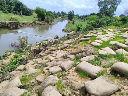 around 51 thousand quintals of paddy were washed away in flood water in bhandara | पुरात ५१ हजार धानाची पोती गेली वाहून; लाखोंचे नुकसान, पंचनामे करून नुकसानभरपाई देण्याची मागणी