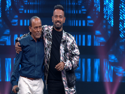 Dharmesh Saran's father came on the stage 'Maharashtra's Best Dancer' Show | 'महाराष्ट्राज बेस्ट डान्सर' या मंचावर आले धर्मेश सरांचे वडील, पुन्हा एकदा आठवणी झाल्या ताज्या