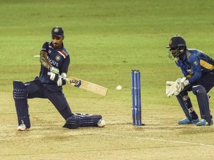 India won first one day against sri lanka in colombo | भारताची विजयी सलामी; पृथ्वी, इशानचे वादळ घोंघावले