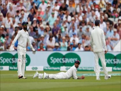India vs England 1st Test: Shikhar Dhawan has drop two easy catch in 'Slip' | India vs England 1st Test: जागो रे... 'स्लिप'मध्ये धवनने दोन सोपे कॅच सोडले, विराटचे डोकेच फिरले!