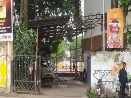 pune news administration bows to BJP pressure; Drum and Tasha troupes intrude into Sanas Maidan | भाजपच्या दबावापुढे प्रशासन झुकले; ढोल-ताशा पथकांची सणस मैदानावर घुसखोरी pune news administration bows to BJP pressure; Drum and Tasha troupes intrude into Sanas Maidan | भाजपच्या दबावापुढे प्रशासन झुकले; ढोल-ताशा पथकांची सणस मैदानावर घुसखोरी