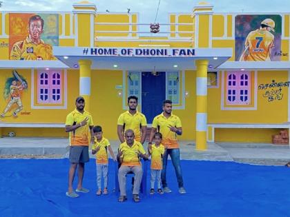 IPL 2020: Die-hard MS Dhoni fan spends INR 1.5 lakh to paint his house in CSK yellow | IPL 2020 : महेंद्रसिंग धोनीचा 'जबरा' फॅन; CSKच्या रुपात रंगवलंय घर, खर्च केले १.५० लाख!
