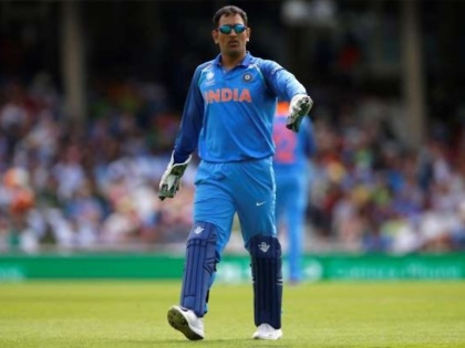India vs New Zealand 4th ODI: Fans miss 'Captain Cool' Mahendra Singh Dhoni in fourt ODI | India vs New Zealand 4th ODI : चाहत्यांना महेंद्रसिंग धोनीची झाली जाणीव, 'कॅप्टन कूल'ची भासली उणीव