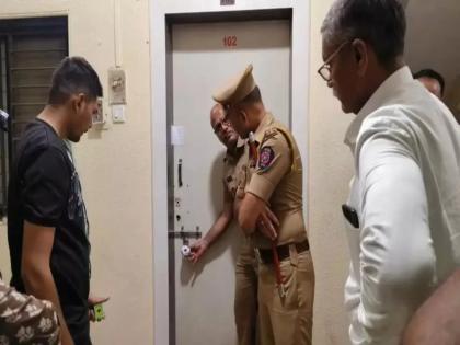 rs 1 84 84 200 in dhule do not waste it | धुळ्यातले १,८४,८४,२०० रुपये : रफादफा करू नका! rs 1 84 84 200 in dhule do not waste it | धुळ्यातले १,८४,८४,२०० रुपये : रफादफा करू नका!