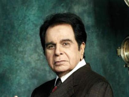 Dilip Kumar had treated the actress badly, after which the actor had a lot of regrets | दिलीप कुमार यांनी या अभिनेत्रीसोबत केली होती वाईट वर्तणूक, त्यानंतर अभिनेत्याला झाला होता खूप पश्चाताप