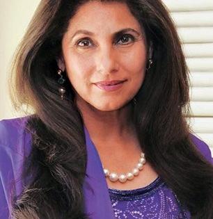 डिंपल कपाडियाचे केस साठीतही दिसतात अत्यंत सुंदर, पाहा तिनं सांगितलेले घरगुती सोपे उपाय...