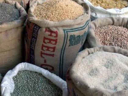 Disruption of home delivery of foodgrains in restricted areas! | प्रतिबंधित क्षेत्रात घरपोच धान्य वाटपाचा बोजवारा!