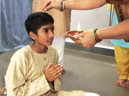 Ashadha Amavasya 2021: Why do children wave at home on Ashadha Amavasya? | Ashadha Amavasya 2021 : आषाढ अमावस्येला घरातील लहान मुलांना का ओवाळतात? जाणून घ्या!