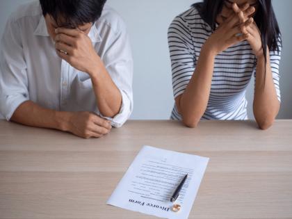 The preferences, temperament, and behavior of both parties; Increasing trend of couples towards divorce by mutual consent | दोघांच्या आवडी निवडी, स्वभाव, आचार-विचार; परस्पर संमतीने घटस्फोट घेण्याकडे जोडप्यांचा वाढता कल The preferences, temperament, and behavior of both parties; Increasing trend of couples towards divorce by mutual consent | दोघांच्या आवडी निवडी, स्वभाव, आचार-विचार; परस्पर संमतीने घटस्फोट घेण्याकडे जोडप्यांचा वाढता कल