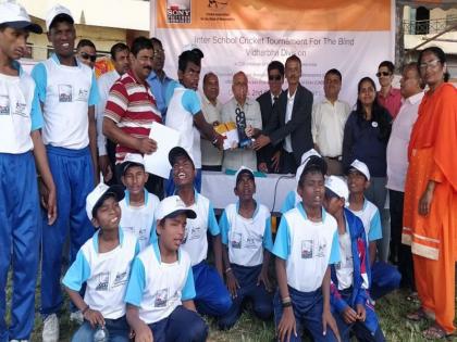 Divyang students cricket competition; Chikhaldara team won the match | दिव्यांग विद्यार्थ्यांची क्रिकेट स्पर्धा; चिखलदरा संघाने मारली बाजी!