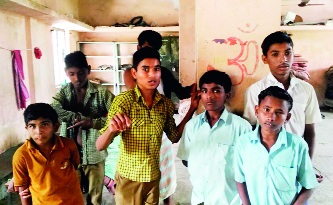 Divya students do not have pure water, no toilet! | दिव्यांग विद्यार्थ्यांच्या वसतिगृहात ना शुद्ध पाणी, ना शौचालय!