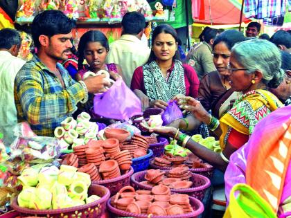 Market! | बाजारपेठेत झुंबड!