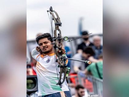 World champion Ojas Devtale is determined to hoist the tricolor at the Olympics | आता ऑलिम्पिकमध्ये फडकवणार तिरंगा, विश्व चॅम्पियन ओजस देवतळेचा निर्धार