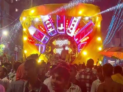 Notice issued to DJ owner for violating noise during Ganeshotsav in Satara Fine of Rs 10 lakhs for repeated violation | डीजे मालकाला नोटीस; आवाजाचे पुन्हा उल्लंघन केल्यास होणार दहा लाखांचा दंड Notice issued to DJ owner for violating noise during Ganeshotsav in Satara Fine of Rs 10 lakhs for repeated violation | डीजे मालकाला नोटीस; आवाजाचे पुन्हा उल्लंघन केल्यास होणार दहा लाखांचा दंड