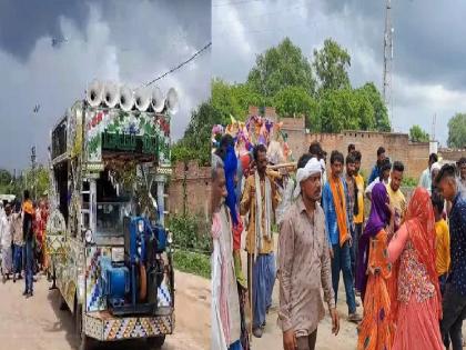 uttar-pradesh-jhansi-unique-funeral-procession-people-dance-on-dj | DJ वर गाणी लावून निघाली अंत्ययात्रा; महिला नाचल्या, लोकांनी पैशेही उडवले...