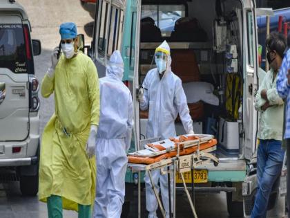 CoronaVirus News: The country's mortality rate fell from 3.36 per cent to 2.43 per cent | CoronaVirus News: दिलासादायक! देशाचा मृत्युदर ३.३६ टक्क्यांवरून २.४३ पर्यंत घसरला