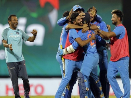 icc world cup 2019 india vs bangladesh will dinesh karthik will get chance to play | India Vs Bangladesh Latest News: शेवटच्या चेंडूवर षटकार ठोकून भारताला जिंकवणाऱ्या 'त्या' फलंदाजाला संघात स्थान मिळणार? 