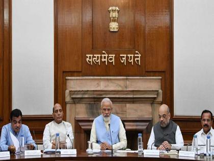 Modi government has made big changes in bureaucracy | मोदी सरकारने नोकरशाहीत केले मोठे बदल