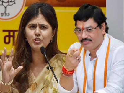 Sexual harassment of a student in tuition; Munde siblings aggressive, demand appointment of SIT | ट्यूशनमध्ये विद्यार्थिनीचा लैंगिक छळ; मुंडे बहीण-भाऊ आक्रमक, एसआयटी नेमण्याची मागणी Sexual harassment of a student in tuition; Munde siblings aggressive, demand appointment of SIT | ट्यूशनमध्ये विद्यार्थिनीचा लैंगिक छळ; मुंडे बहीण-भाऊ आक्रमक, एसआयटी नेमण्याची मागणी