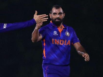 It is rude to doubt Mohammad Shami's patriotism! | India vs Pakistan T20: शमीच्या राष्ट्रभक्तीवर शंका घेणे हा असभ्यपणाच! 