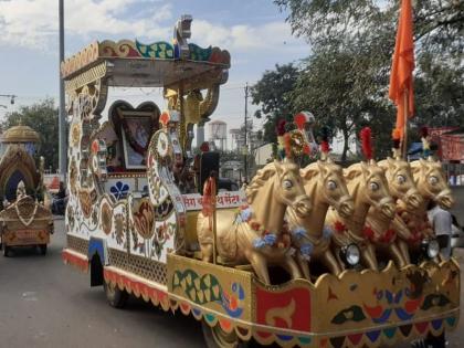 chanting 'Jai Jambmuni' came together; A procession was held to the beat of the DJ | 'जय जांबमुनी' म्हणत एकत्रीत आले; डीजेवर तालावर मिरवणूक काढली 