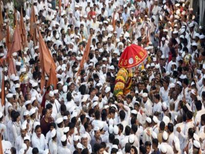 This year the time will change Sant Dnyaneshwar Maharaj's palanquin will depart after 8 pm | Pandharpur Wari 2025: यंदा वेळ बदलणार; संत ज्ञानेश्वर महाराजांच्या पालखीचे रात्री ८ नंतर प्रस्थान होणार