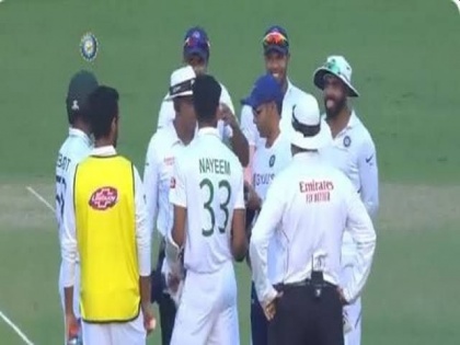 Ind vs Ban, 2nd Test: Indian doctor enter in the field for injured player of Bangladesh, see what happened ... | Ind vs Ban, 2nd Test : बांगलादेशच्या जखमी खेळाडूसाठी मैदानात धावत आले भारताचे डॉक्टर, पाहा नेमकं काय घडलं...