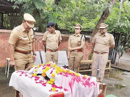 The police force has lost a true companion! Police dog 'Khushi', who solved 28 serious crimes, passes away | पोलीस दलाचा सच्चा साथीदार हरपला! २८ गंभीर गुन्ह्यांची उकल करणारी श्वान 'खुशी'चे निधन The police force has lost a true companion! Police dog 'Khushi', who solved 28 serious crimes, passes away | पोलीस दलाचा सच्चा साथीदार हरपला! २८ गंभीर गुन्ह्यांची उकल करणारी श्वान 'खुशी'चे निधन