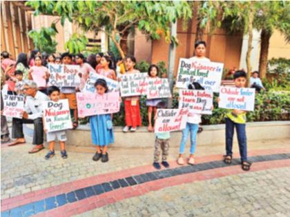 childrens On the road against the stray dogs in Runwal Forest mumbai issue all over | रुणवाल फॉरेस्टमधील चिमुकले भटक्या श्वानांविरोधात रस्त्यावर