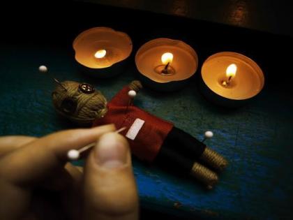 black magic Pooja by a newly married woman for the cemetery in Chandrapur | चंद्रपूरमध्ये गुप्तधनासाठी नवविवाहितेकडून अघोरी पूजा